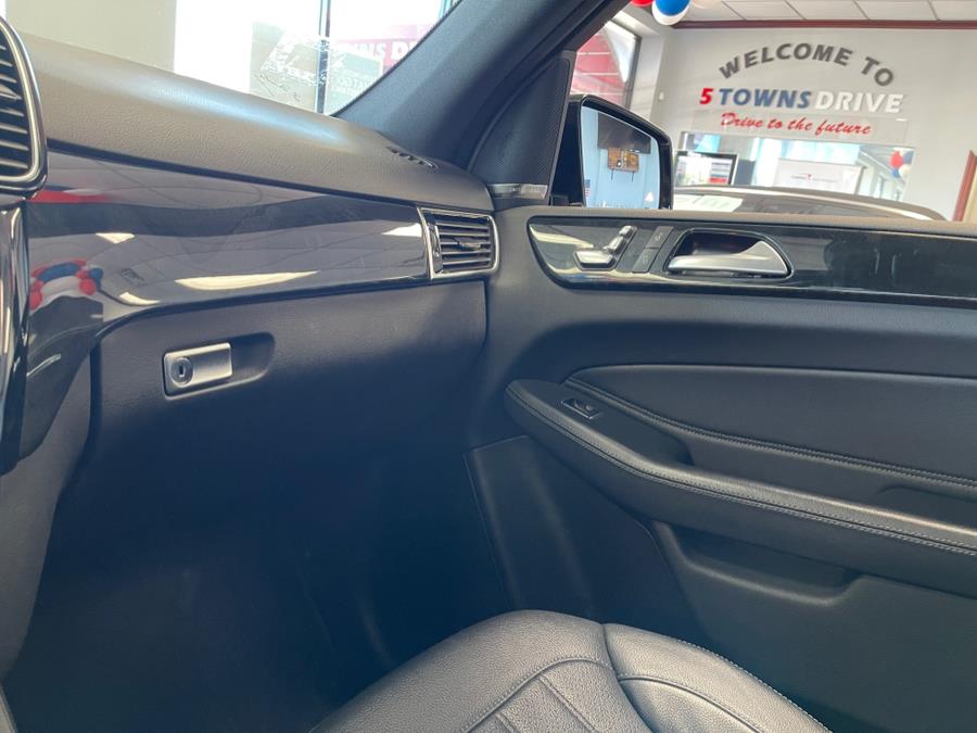 2018 Mercedes-Benz GLE GLE 350 4MATIC SUV, available for sale in Inwood, New York | 5 Towns Drive. Inwood, New York 2018 Mercedes-Benz GLE GLE 350 4MATIC SUV, available for sale in Inwood, New York | 5 Towns Drive. Inwood, New York
