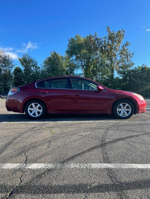Used Nissan Altima 4dr Sdn I4 CVT 2.5 S 2008 | Supreme Automotive. New Britain, Connecticut Used Nissan Altima 4dr Sdn I4 CVT 2.5 S 2008 | Supreme Automotive. New Britain, Connecticut
