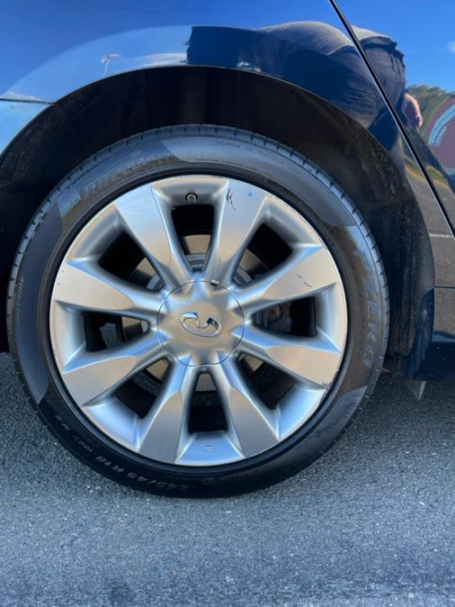 Used Infiniti M35 4dr Sdn AWD 2006 | Supreme Automotive. New Britain, Connecticut Used Infiniti M35 4dr Sdn AWD 2006 | Supreme Automotive. New Britain, Connecticut