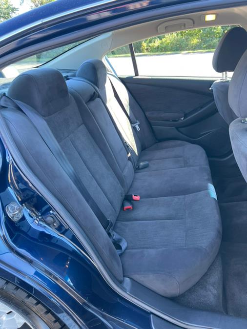 2010 Nissan Altima 4dr Sdn V6 CVT 3.5 SR, available for sale in New Britain, Connecticut | Supreme Automotive. New Britain, Connecticut 2010 Nissan Altima 4dr Sdn V6 CVT 3.5 SR, available for sale in New Britain, Connecticut | Supreme Automotive. New Britain, Connecticut