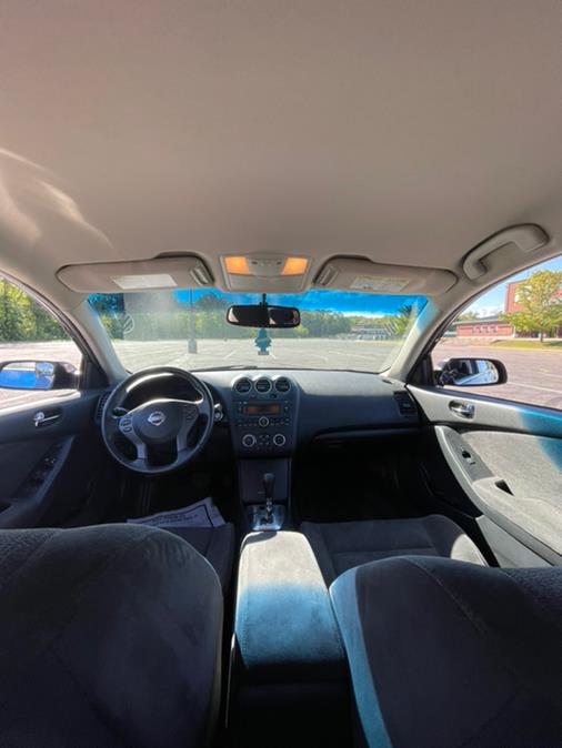 2010 Nissan Altima 4dr Sdn V6 CVT 3.5 SR, available for sale in New Britain, Connecticut | Supreme Automotive. New Britain, Connecticut 2010 Nissan Altima 4dr Sdn V6 CVT 3.5 SR, available for sale in New Britain, Connecticut | Supreme Automotive. New Britain, Connecticut