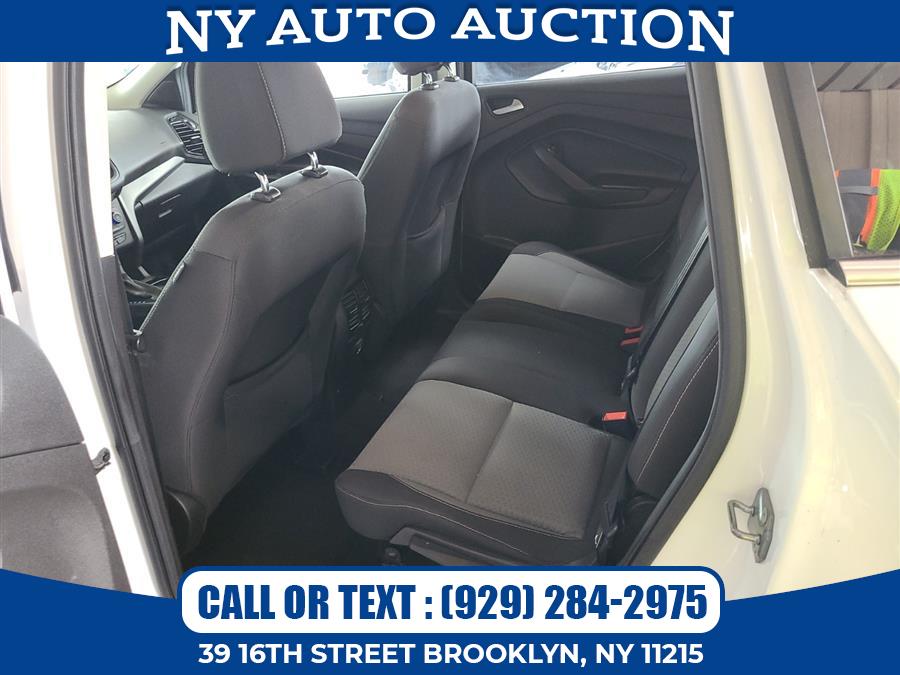 2017 Ford Escape SE 4WD, available for sale in Brooklyn, New York | NY Auto Auction. Brooklyn, New York 2017 Ford Escape SE 4WD, available for sale in Brooklyn, New York | NY Auto Auction. Brooklyn, New York