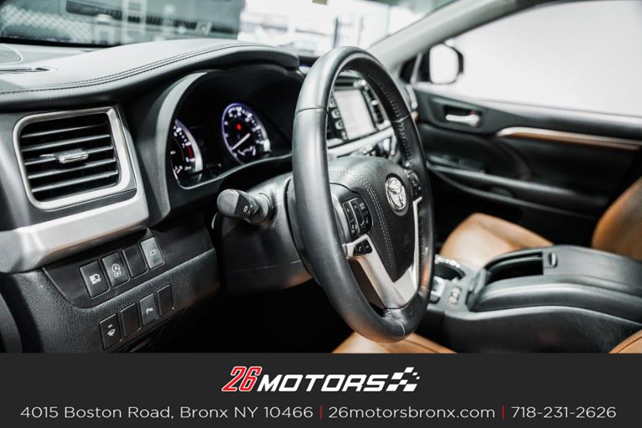 Used Toyota Highlander Limited V6 AWD (Natl) 2017 | 26 Motors Bronx. Bronx, New York Used Toyota Highlander Limited V6 AWD (Natl) 2017 | 26 Motors Bronx. Bronx, New York