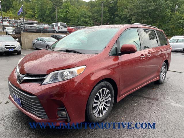 2018 Toyota Sienna XLE FWD 8-Passenger, available for sale in Naugatuck, Connecticut | J&M Automotive Sls&Svc LLC. Naugatuck, Connecticut