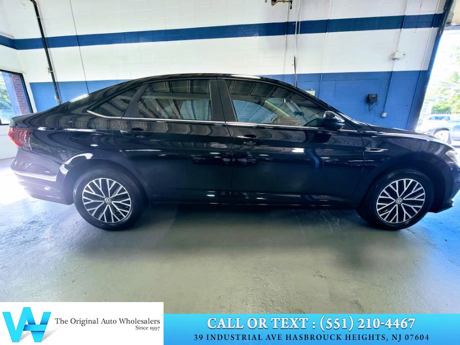 Used Volkswagen Jetta SEL Auto w/ULEV 2019 | AW Auto & Truck Wholesalers, Inc. Hasbrouck Heights, New Jersey Used Volkswagen Jetta SEL Auto w/ULEV 2019 | AW Auto & Truck Wholesalers, Inc. Hasbrouck Heights, New Jersey