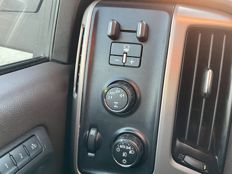 Used GMC Sierra 1500 4WD Crew Cab 153.0" Denali 2015 | Geneva Motor Cars. Darien, Wisconsin Used GMC Sierra 1500 4WD Crew Cab 153.0" Denali 2015 | Geneva Motor Cars. Darien, Wisconsin
