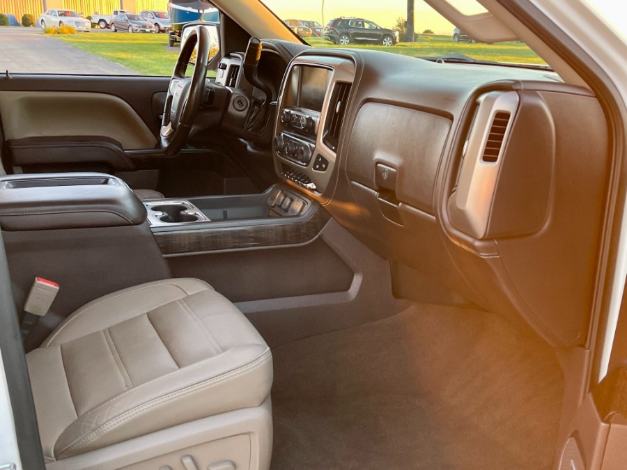Used GMC Sierra 1500 4WD Crew Cab 153.0" Denali 2015 | Geneva Motor Cars. Darien, Wisconsin Used GMC Sierra 1500 4WD Crew Cab 153.0" Denali 2015 | Geneva Motor Cars. Darien, Wisconsin