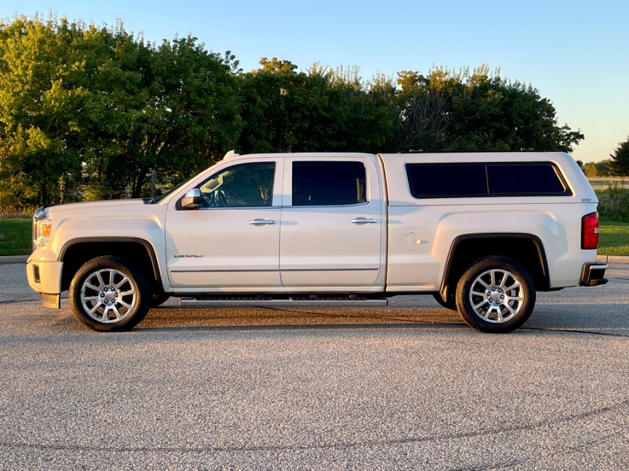 Used GMC Sierra 1500 4WD Crew Cab 153.0" Denali 2015 | Geneva Motor Cars. Darien, Wisconsin Used GMC Sierra 1500 4WD Crew Cab 153.0" Denali 2015 | Geneva Motor Cars. Darien, Wisconsin