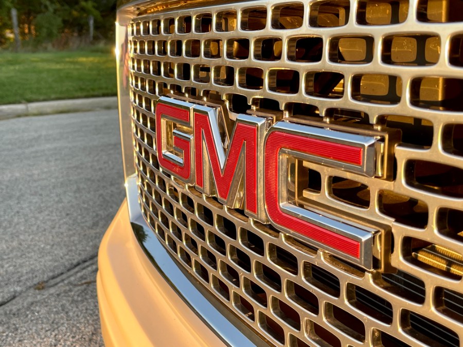 Used GMC Sierra 1500 4WD Crew Cab 153.0" Denali 2015 | Geneva Motor Cars. Darien, Wisconsin Used GMC Sierra 1500 4WD Crew Cab 153.0" Denali 2015 | Geneva Motor Cars. Darien, Wisconsin