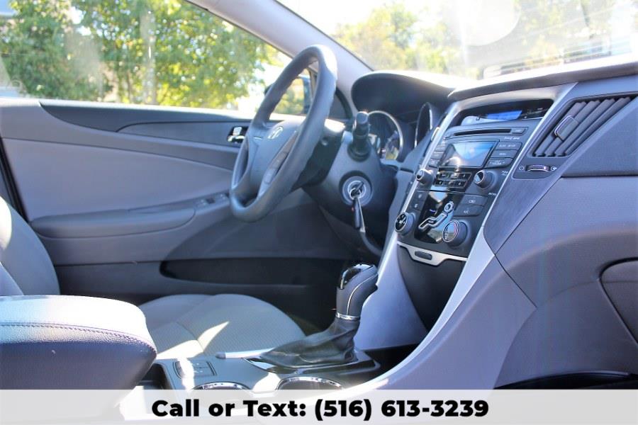 Used Hyundai Sonata 4dr Sdn 2.4L Auto GLS 2013 | Great Neck Car Buyers & Sellers. Great Neck, New York Used Hyundai Sonata 4dr Sdn 2.4L Auto GLS 2013 | Great Neck Car Buyers & Sellers. Great Neck, New York