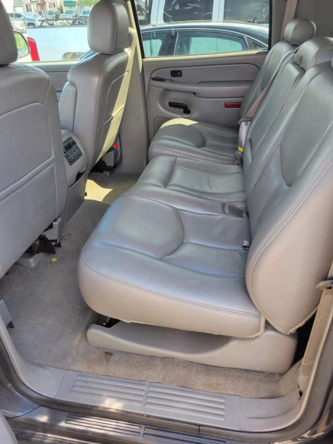 2005 GMC Yukon XL 4dr 1500 4WD SLT, available for sale in Shelton, Connecticut | Center Motorsports LLC. Shelton, Connecticut 2005 GMC Yukon XL 4dr 1500 4WD SLT, available for sale in Shelton, Connecticut | Center Motorsports LLC. Shelton, Connecticut