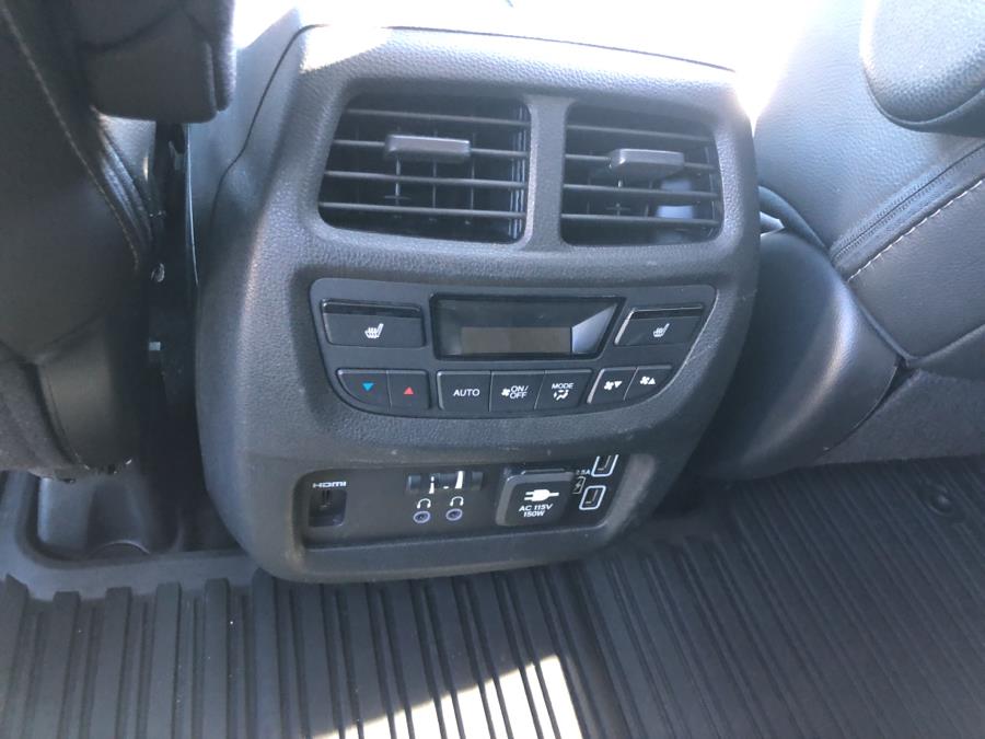 Used Honda Pilot Touring 8-Passenger AWD 2019 | Signature Auto Sales. Franklin Square, New York Used Honda Pilot Touring 8-Passenger AWD 2019 | Signature Auto Sales. Franklin Square, New York