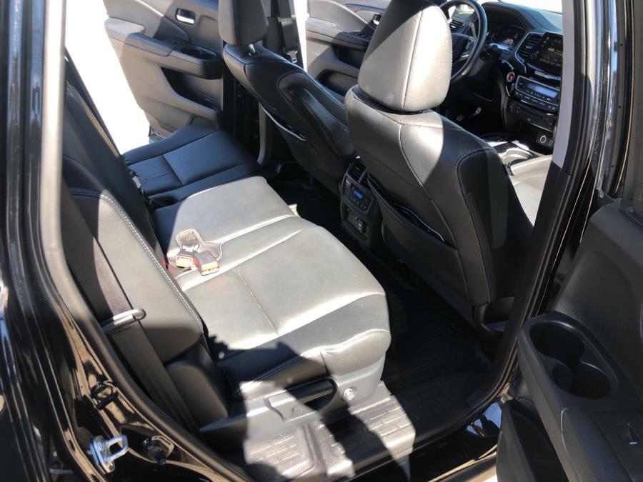 Used Honda Pilot Touring 8-Passenger AWD 2019 | Signature Auto Sales. Franklin Square, New York Used Honda Pilot Touring 8-Passenger AWD 2019 | Signature Auto Sales. Franklin Square, New York