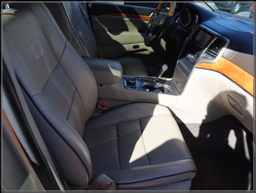 2011 Jeep Grand Cherokee 4WD 4dr Overland Summit, available for sale in Huntington Station, New York | My Auto Inc.. Huntington Station, New York 2011 Jeep Grand Cherokee 4WD 4dr Overland Summit, available for sale in Huntington Station, New York | My Auto Inc.. Huntington Station, New York