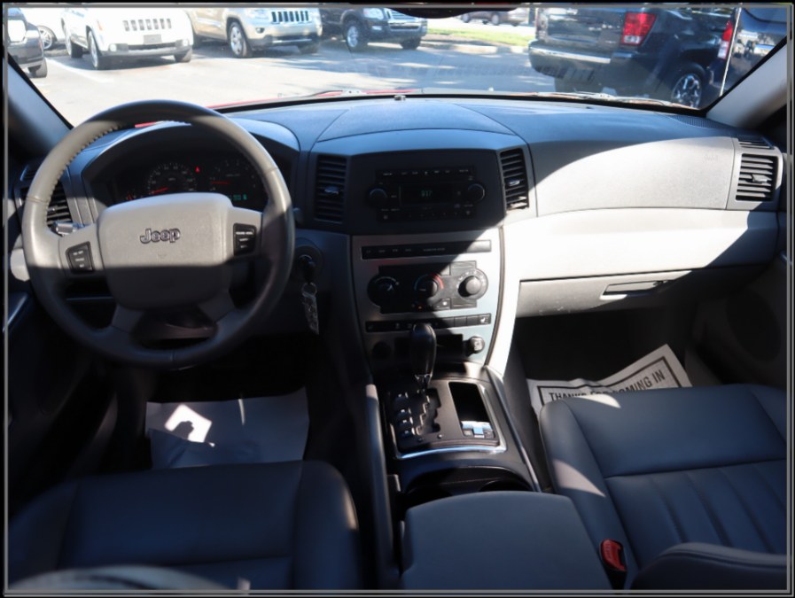 2005 Jeep Grand Cherokee 4dr Laredo 4WD, available for sale in Huntington Station, New York | My Auto Inc.. Huntington Station, New York 2005 Jeep Grand Cherokee 4dr Laredo 4WD, available for sale in Huntington Station, New York | My Auto Inc.. Huntington Station, New York