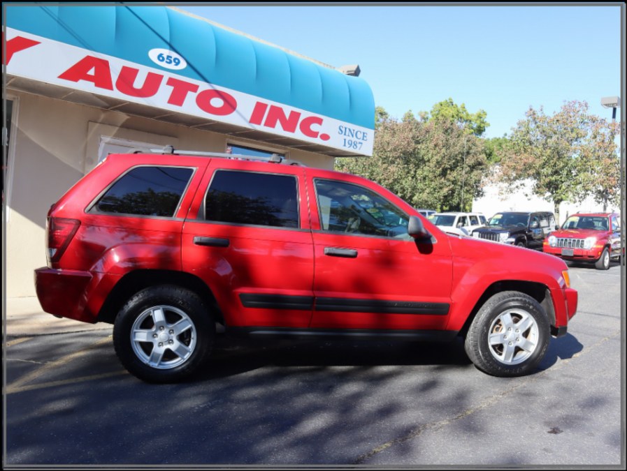 2005 Jeep Grand Cherokee 4dr Laredo 4WD, available for sale in Huntington Station, New York | My Auto Inc.. Huntington Station, New York 2005 Jeep Grand Cherokee 4dr Laredo 4WD, available for sale in Huntington Station, New York | My Auto Inc.. Huntington Station, New York