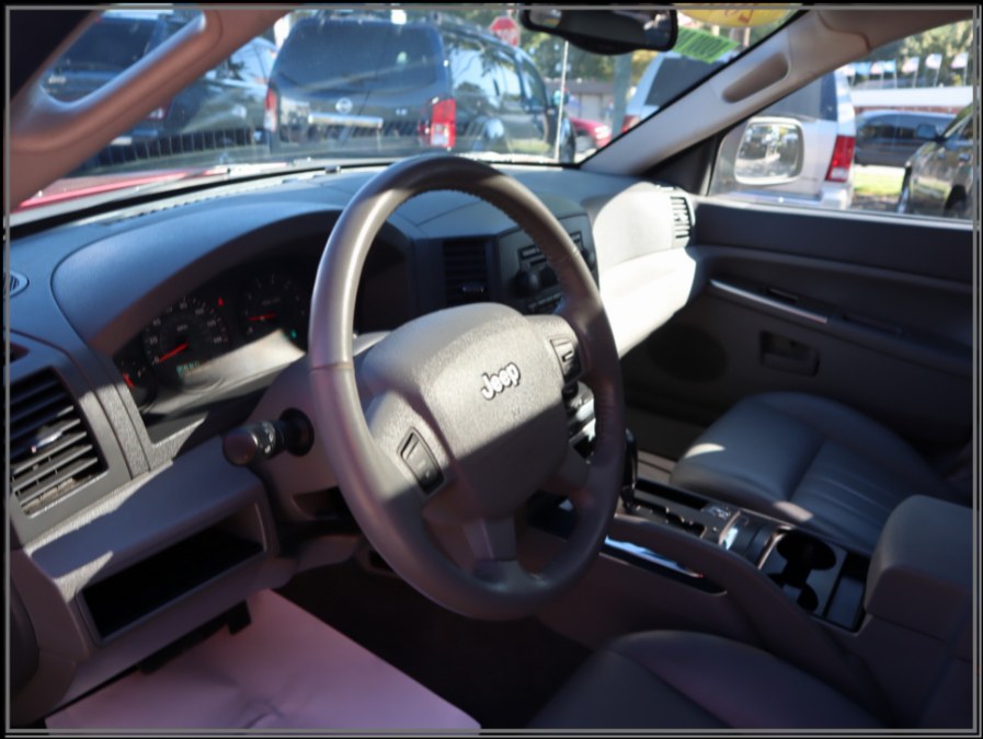 2005 Jeep Grand Cherokee 4dr Laredo 4WD, available for sale in Huntington Station, New York | My Auto Inc.. Huntington Station, New York 2005 Jeep Grand Cherokee 4dr Laredo 4WD, available for sale in Huntington Station, New York | My Auto Inc.. Huntington Station, New York