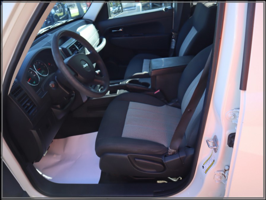 2010 Jeep Liberty 4WD 4dr Sport, available for sale in Huntington Station, New York | My Auto Inc.. Huntington Station, New York 2010 Jeep Liberty 4WD 4dr Sport, available for sale in Huntington Station, New York | My Auto Inc.. Huntington Station, New York