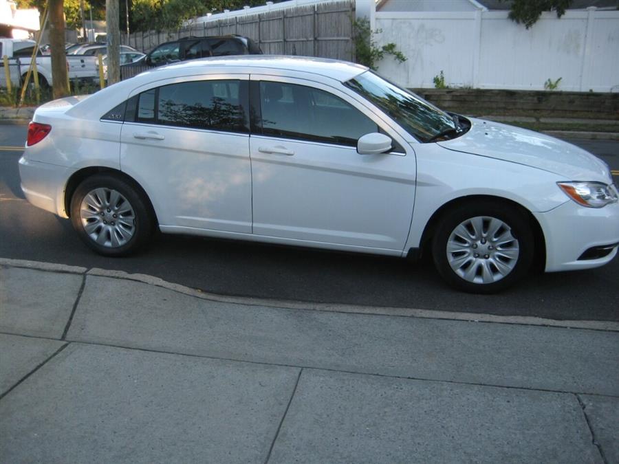 2012 Chrysler 200 LX 4dr Sedan, available for sale in Massapequa, New York | Rite Choice Auto Inc.. Massapequa, New York 2012 Chrysler 200 LX 4dr Sedan, available for sale in Massapequa, New York | Rite Choice Auto Inc.. Massapequa, New York