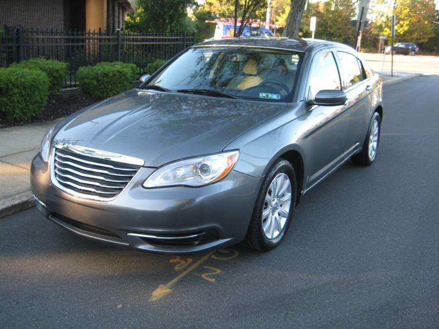 2012 Chrysler 200 Touring 4dr Sedan, available for sale in Massapequa, New York | Rite Choice Auto Inc.. Massapequa, New York 2012 Chrysler 200 Touring 4dr Sedan, available for sale in Massapequa, New York | Rite Choice Auto Inc.. Massapequa, New York