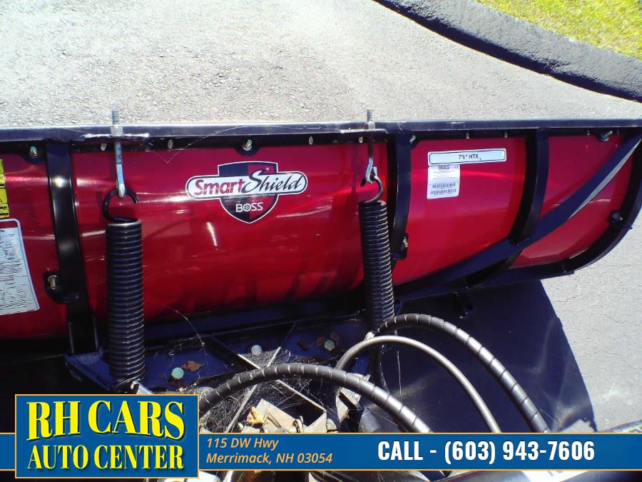Used GMC Sierra 1500 4WD Double Cab 143.5" SLE 2016 | RH Cars LLC. Merrimack, New Hampshire Used GMC Sierra 1500 4WD Double Cab 143.5" SLE 2016 | RH Cars LLC. Merrimack, New Hampshire
