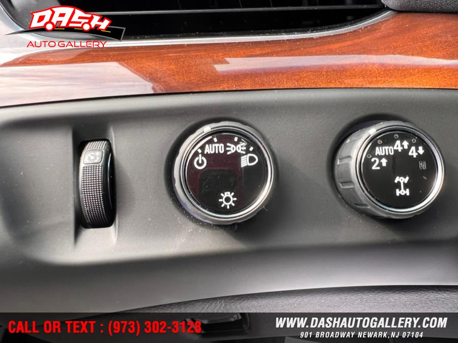 2019 Cadillac Escalade ESV 4WD 4dr Premium Luxury, available for sale in Newark, New Jersey | Dash Auto Gallery Inc.. Newark, New Jersey 2019 Cadillac Escalade ESV 4WD 4dr Premium Luxury, available for sale in Newark, New Jersey | Dash Auto Gallery Inc.. Newark, New Jersey