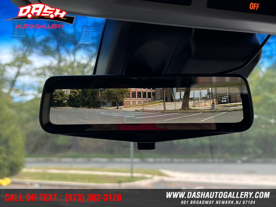2019 Cadillac Escalade ESV 4WD 4dr Premium Luxury, available for sale in Newark, New Jersey | Dash Auto Gallery Inc.. Newark, New Jersey 2019 Cadillac Escalade ESV 4WD 4dr Premium Luxury, available for sale in Newark, New Jersey | Dash Auto Gallery Inc.. Newark, New Jersey