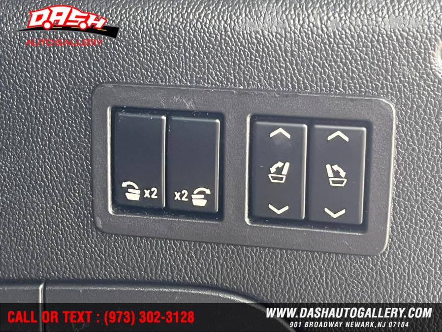 2019 Cadillac Escalade ESV 4WD 4dr Premium Luxury, available for sale in Newark, New Jersey | Dash Auto Gallery Inc.. Newark, New Jersey 2019 Cadillac Escalade ESV 4WD 4dr Premium Luxury, available for sale in Newark, New Jersey | Dash Auto Gallery Inc.. Newark, New Jersey