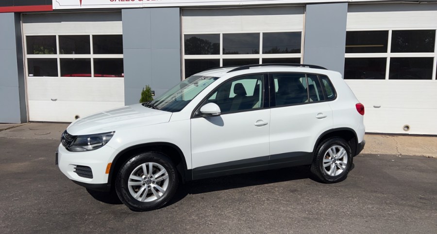 Used Volkswagen Tiguan 2.0T S 4MOTION 2017 | West End Automotive Center. Waterbury, Connecticut Used Volkswagen Tiguan 2.0T S 4MOTION 2017 | West End Automotive Center. Waterbury, Connecticut