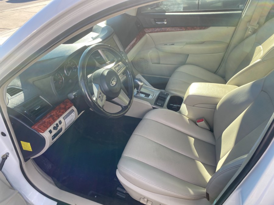 Used Subaru Legacy 4dr Sdn H6 Auto 3.6R Ltd Pwr Moon/Navigation 2011 | Middle Village Motors . Middle Village, New York Used Subaru Legacy 4dr Sdn H6 Auto 3.6R Ltd Pwr Moon/Navigation 2011 | Middle Village Motors . Middle Village, New York