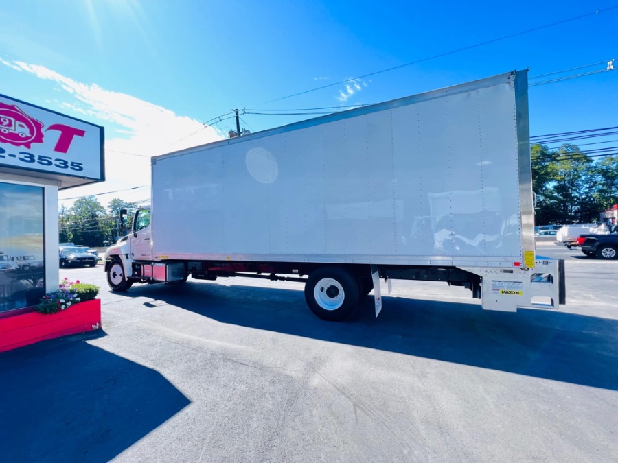 2017 HINO 268A 26 FEET DRY BOX + LIFT GATE + NO CDL, available for sale in South Amboy, New Jersey | NJ Truck Spot. South Amboy, New Jersey 2017 HINO 268A 26 FEET DRY BOX + LIFT GATE + NO CDL, available for sale in South Amboy, New Jersey | NJ Truck Spot. South Amboy, New Jersey