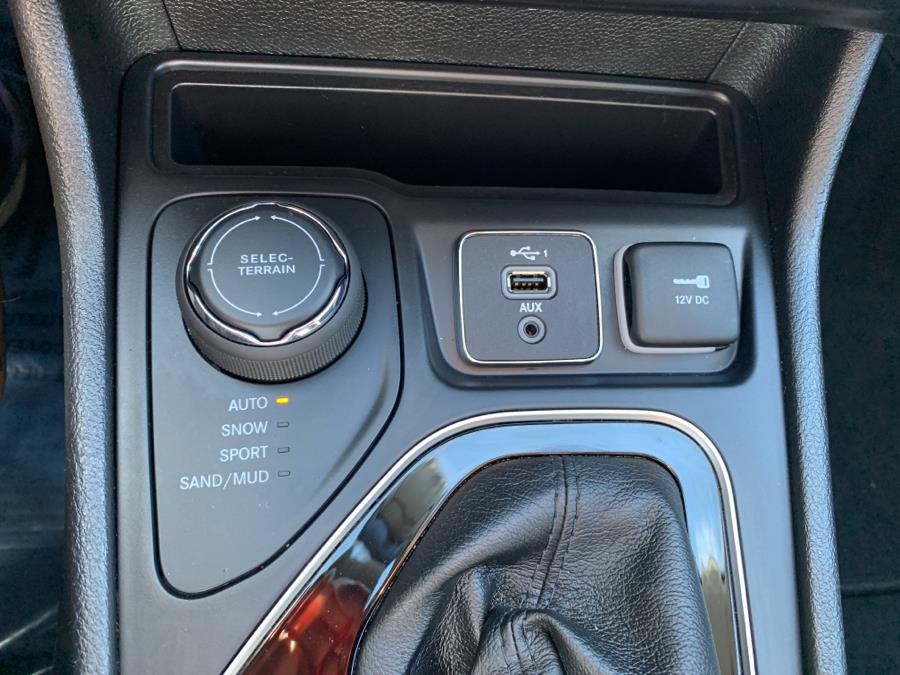 Used Jeep Cherokee Limited 4x4 2019 | Saybrook Auto Barn. Old Saybrook, Connecticut Used Jeep Cherokee Limited 4x4 2019 | Saybrook Auto Barn. Old Saybrook, Connecticut