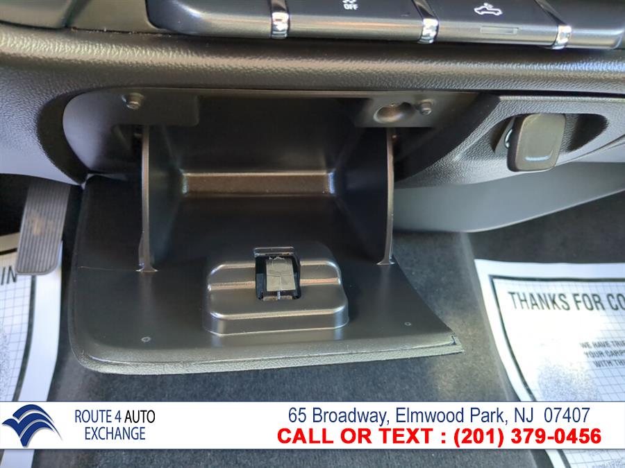 Used Chevrolet Silverado 1500 LD 4WD Double Cab LT w/1LT 2019 | Route 4 Auto Exchange. Elmwood Park, New Jersey Used Chevrolet Silverado 1500 LD 4WD Double Cab LT w/1LT 2019 | Route 4 Auto Exchange. Elmwood Park, New Jersey