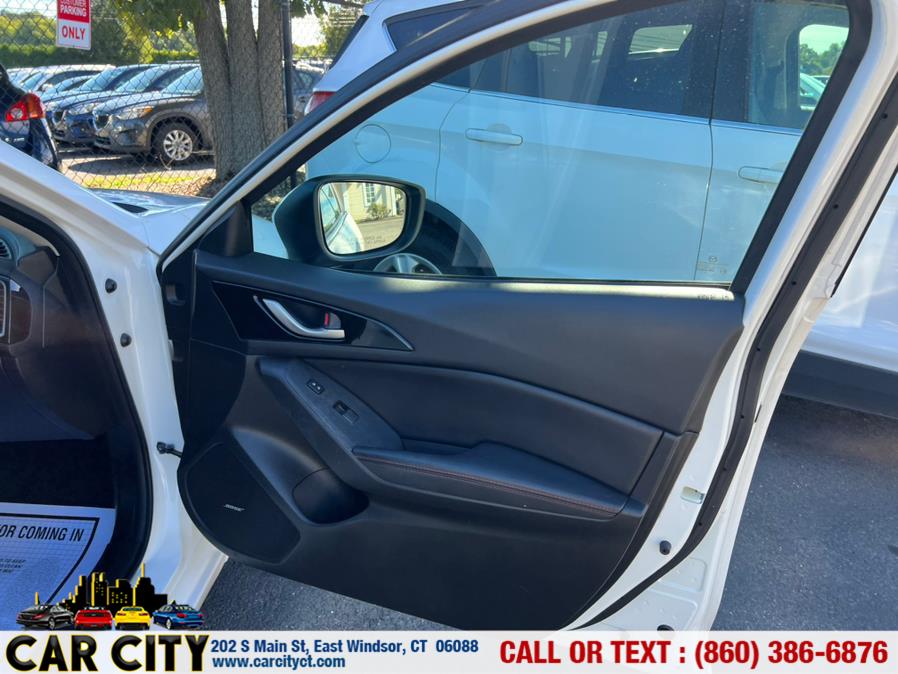 Used Mazda Mazda3 4dr Sdn Auto i Grand Touring 2015 | Car City LLC. East Windsor, Connecticut Used Mazda Mazda3 4dr Sdn Auto i Grand Touring 2015 | Car City LLC. East Windsor, Connecticut