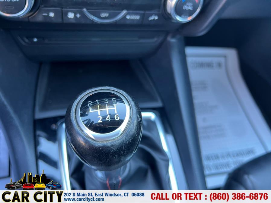 Used Mazda Mazda3 4dr Sdn Auto i Grand Touring 2015 | Car City LLC. East Windsor, Connecticut Used Mazda Mazda3 4dr Sdn Auto i Grand Touring 2015 | Car City LLC. East Windsor, Connecticut