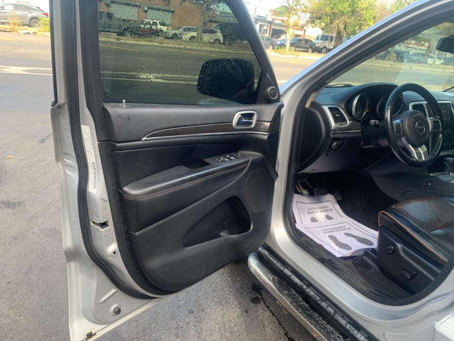 Used Jeep Grand Cherokee 4WD 4dr Laredo 2011 | Rubber Bros Auto World. Brooklyn, New York Used Jeep Grand Cherokee 4WD 4dr Laredo 2011 | Rubber Bros Auto World. Brooklyn, New York
