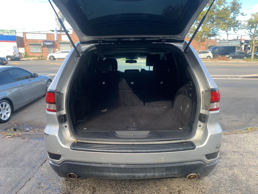 Used Jeep Grand Cherokee 4WD 4dr Laredo 2011 | Rubber Bros Auto World. Brooklyn, New York Used Jeep Grand Cherokee 4WD 4dr Laredo 2011 | Rubber Bros Auto World. Brooklyn, New York