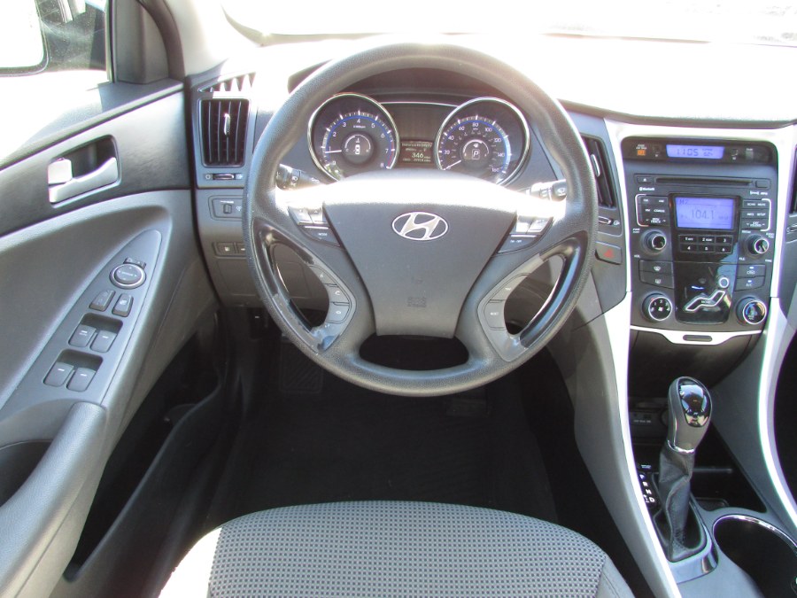 2011 Hyundai Sonata 4dr Sdn 2.4L Auto GLS PZEV, available for sale in East Windsor, Connecticut | United Auto Sales of E Windsor, Inc. East Windsor, Connecticut 2011 Hyundai Sonata 4dr Sdn 2.4L Auto GLS PZEV, available for sale in East Windsor, Connecticut | United Auto Sales of E Windsor, Inc. East Windsor, Connecticut