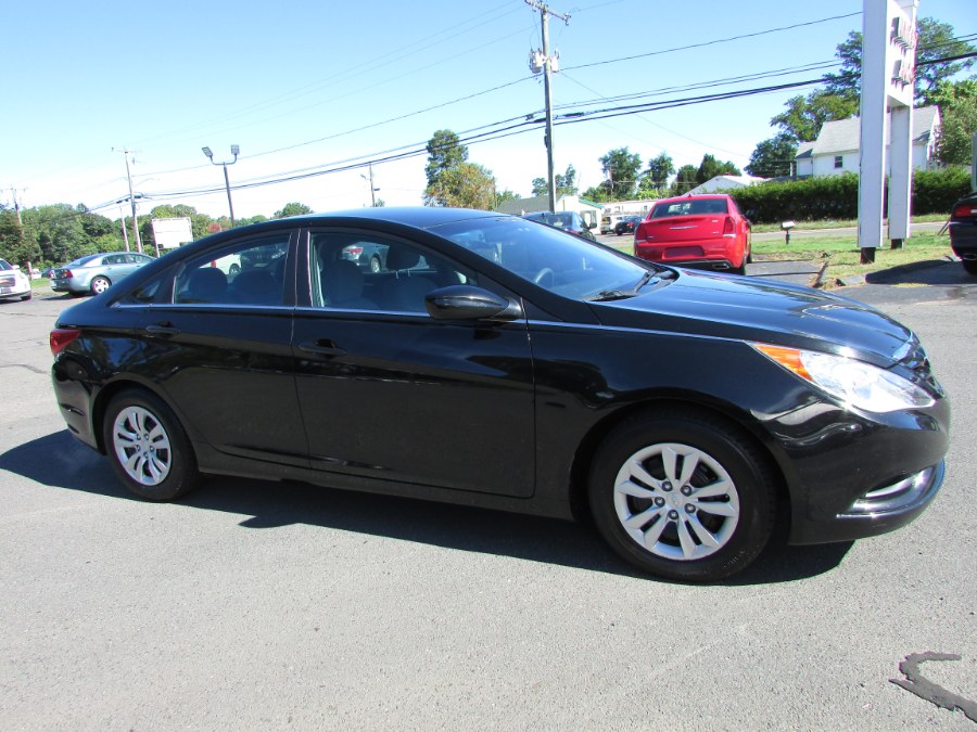 2011 Hyundai Sonata 4dr Sdn 2.4L Auto GLS PZEV, available for sale in East Windsor, Connecticut | United Auto Sales of E Windsor, Inc. East Windsor, Connecticut 2011 Hyundai Sonata 4dr Sdn 2.4L Auto GLS PZEV, available for sale in East Windsor, Connecticut | United Auto Sales of E Windsor, Inc. East Windsor, Connecticut