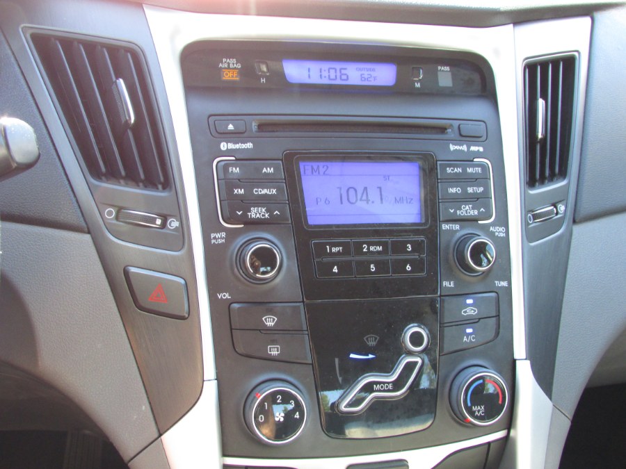 2011 Hyundai Sonata 4dr Sdn 2.4L Auto GLS PZEV, available for sale in East Windsor, Connecticut | United Auto Sales of E Windsor, Inc. East Windsor, Connecticut 2011 Hyundai Sonata 4dr Sdn 2.4L Auto GLS PZEV, available for sale in East Windsor, Connecticut | United Auto Sales of E Windsor, Inc. East Windsor, Connecticut