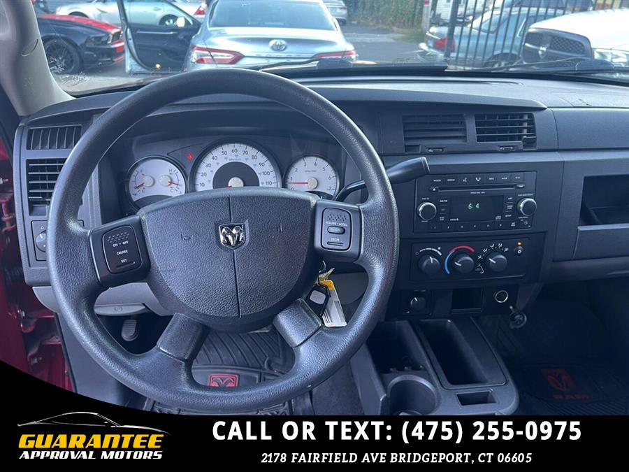 Used Dodge Dakota BigHorn 4x4 Extended Cab 4dr 2009 | Guarantee Approval Motors. Bridgeport, Connecticut Used Dodge Dakota BigHorn 4x4 Extended Cab 4dr 2009 | Guarantee Approval Motors. Bridgeport, Connecticut