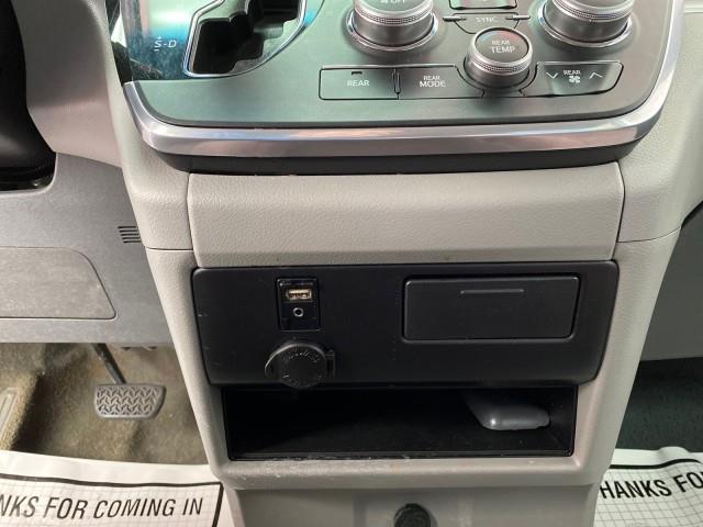 Used Toyota Sienna L 2017 | Queens Auto Mall. Richmond Hill, New York Used Toyota Sienna L 2017 | Queens Auto Mall. Richmond Hill, New York