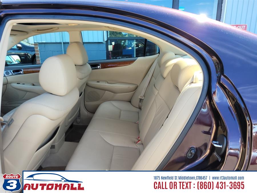 2005 Lexus ES 330 4dr Sdn, available for sale in Middletown, Connecticut | RT 3 AUTO MALL LLC. Middletown, Connecticut 2005 Lexus ES 330 4dr Sdn, available for sale in Middletown, Connecticut | RT 3 AUTO MALL LLC. Middletown, Connecticut