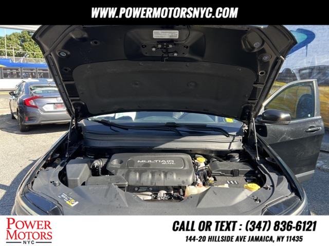 Used Jeep Cherokee Latitude Plus 2019 | Power Motors NYC. Jamaica, New York Used Jeep Cherokee Latitude Plus 2019 | Power Motors NYC. Jamaica, New York