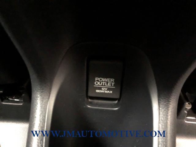 Used Honda Hr-v AWD 4dr CVT LX 2016 | J&M Automotive Sls&Svc LLC. Naugatuck, Connecticut Used Honda Hr-v AWD 4dr CVT LX 2016 | J&M Automotive Sls&Svc LLC. Naugatuck, Connecticut