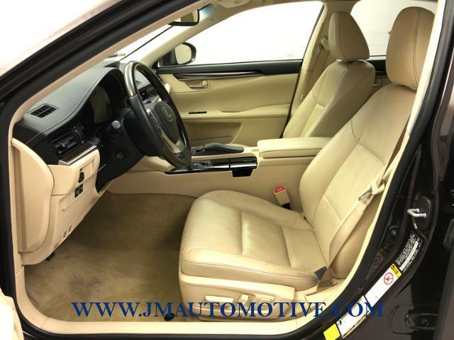 2015 Lexus Es 350 4dr Sdn, available for sale in Naugatuck, Connecticut | J&M Automotive Sls&Svc LLC. Naugatuck, Connecticut 2015 Lexus Es 350 4dr Sdn, available for sale in Naugatuck, Connecticut | J&M Automotive Sls&Svc LLC. Naugatuck, Connecticut