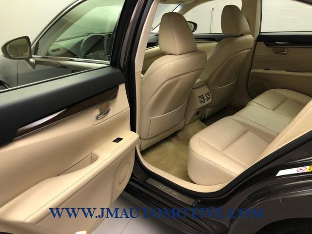 2015 Lexus Es 350 4dr Sdn, available for sale in Naugatuck, Connecticut | J&M Automotive Sls&Svc LLC. Naugatuck, Connecticut 2015 Lexus Es 350 4dr Sdn, available for sale in Naugatuck, Connecticut | J&M Automotive Sls&Svc LLC. Naugatuck, Connecticut