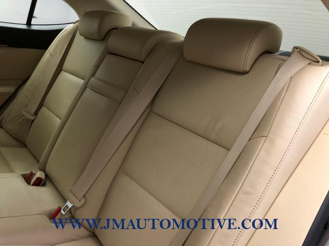 2015 Lexus Es 350 4dr Sdn, available for sale in Naugatuck, Connecticut | J&M Automotive Sls&Svc LLC. Naugatuck, Connecticut 2015 Lexus Es 350 4dr Sdn, available for sale in Naugatuck, Connecticut | J&M Automotive Sls&Svc LLC. Naugatuck, Connecticut