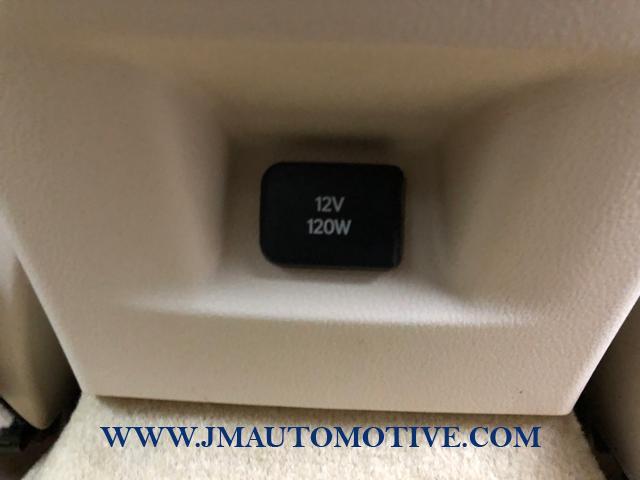2015 Lexus Es 350 4dr Sdn, available for sale in Naugatuck, Connecticut | J&M Automotive Sls&Svc LLC. Naugatuck, Connecticut 2015 Lexus Es 350 4dr Sdn, available for sale in Naugatuck, Connecticut | J&M Automotive Sls&Svc LLC. Naugatuck, Connecticut