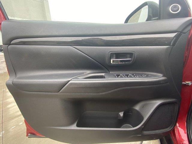 Used Mitsubishi Outlander SEL 2018 | Camy Cars. Great Neck, New York Used Mitsubishi Outlander SEL 2018 | Camy Cars. Great Neck, New York